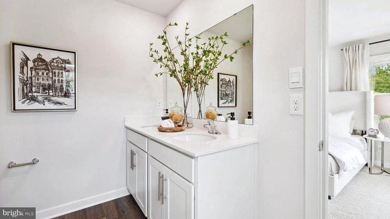 11 Spencer Way - Photo 6 of 17