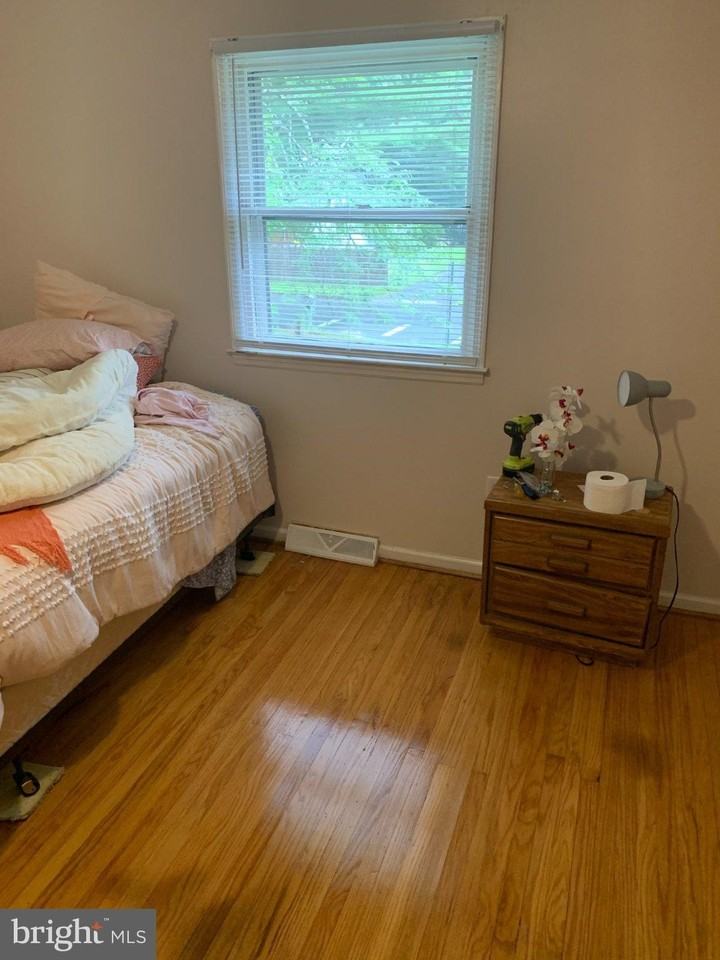 301 Lehigh Rd N - Photo 3 of 21