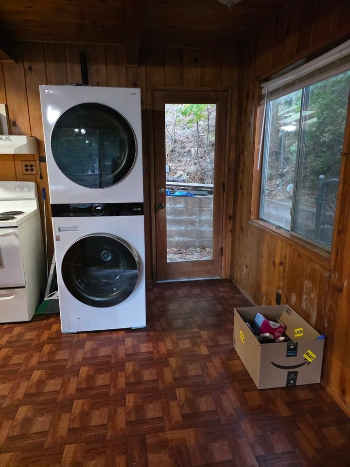 705 Oriole Rd - Photo 3 of 13