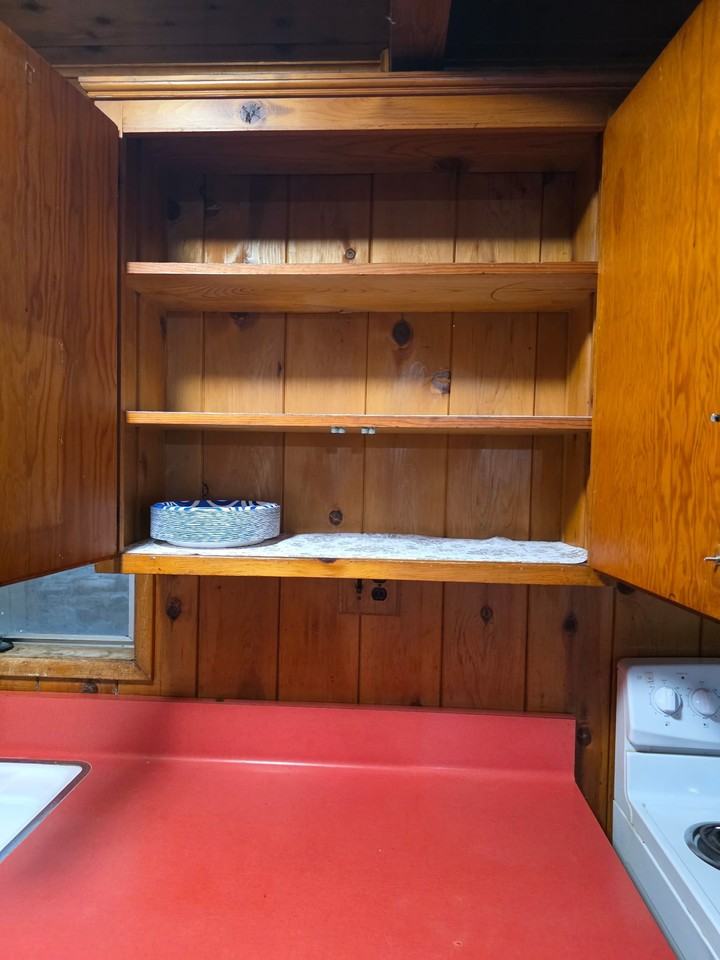 705 Oriole Rd - Photo 6 of 13