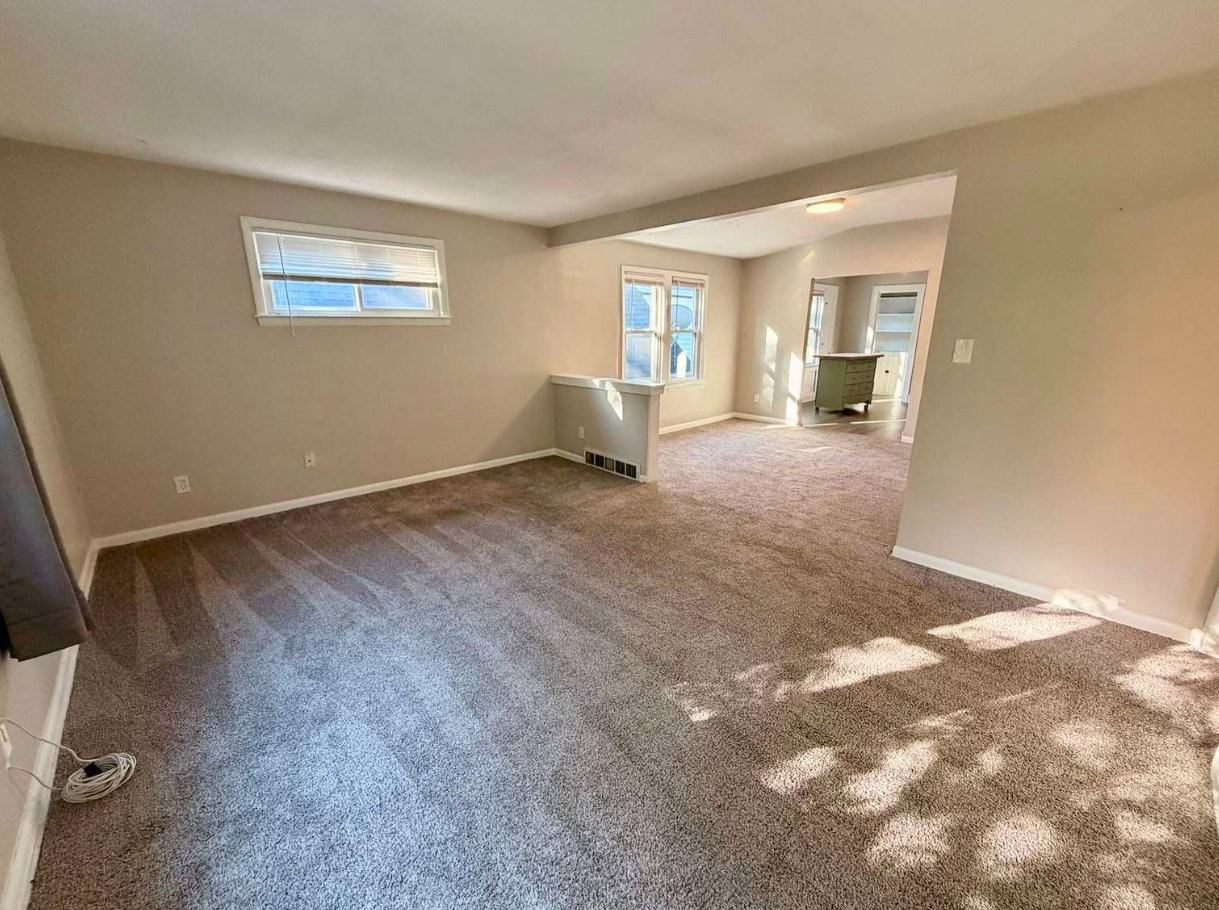 2727 S Austin St #2727A - Photo 3 of 14