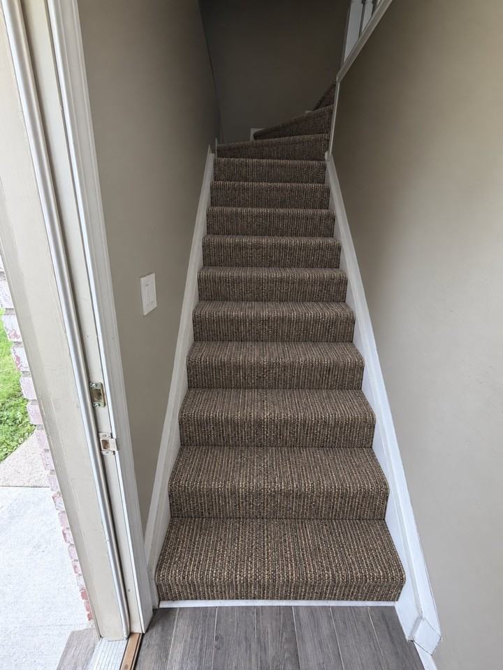 132 Princeton Dr - Photo 5 of 19