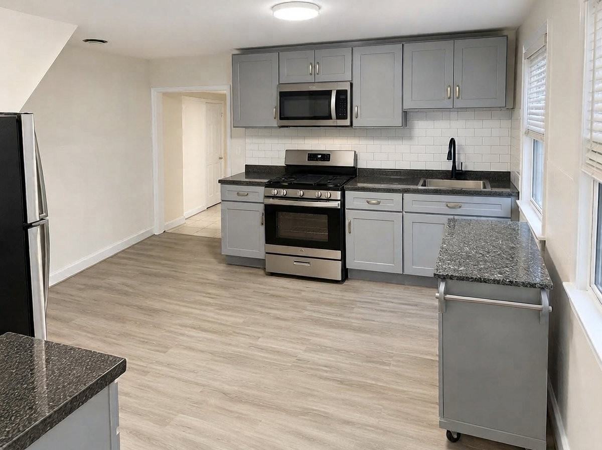180 Chestnut St #2 - Photo 2 of 9