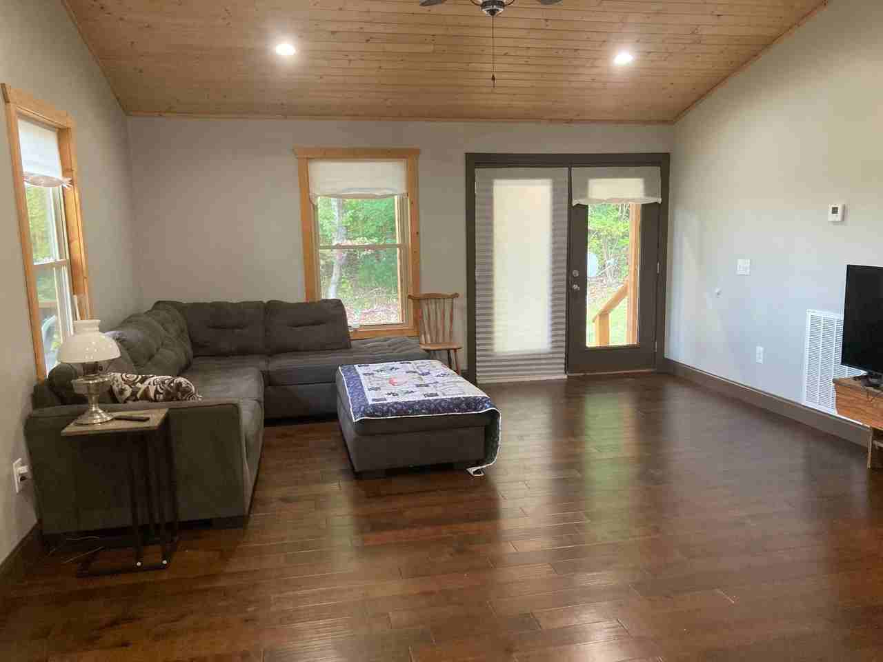 133 Log Cabin Rd - Photo 7 of 17