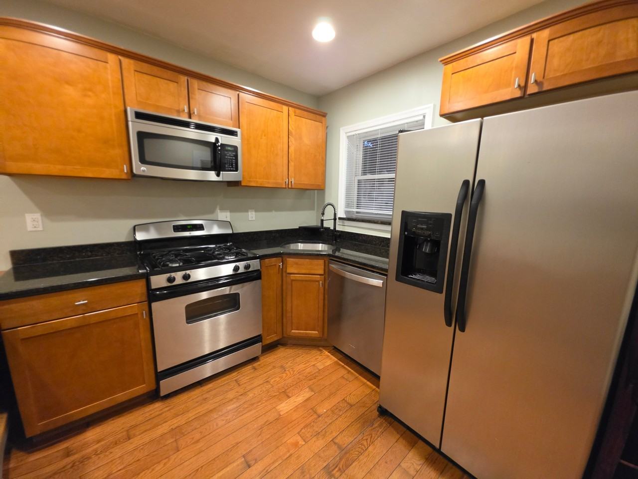 1312 S Opal St - Photo 4 of 15