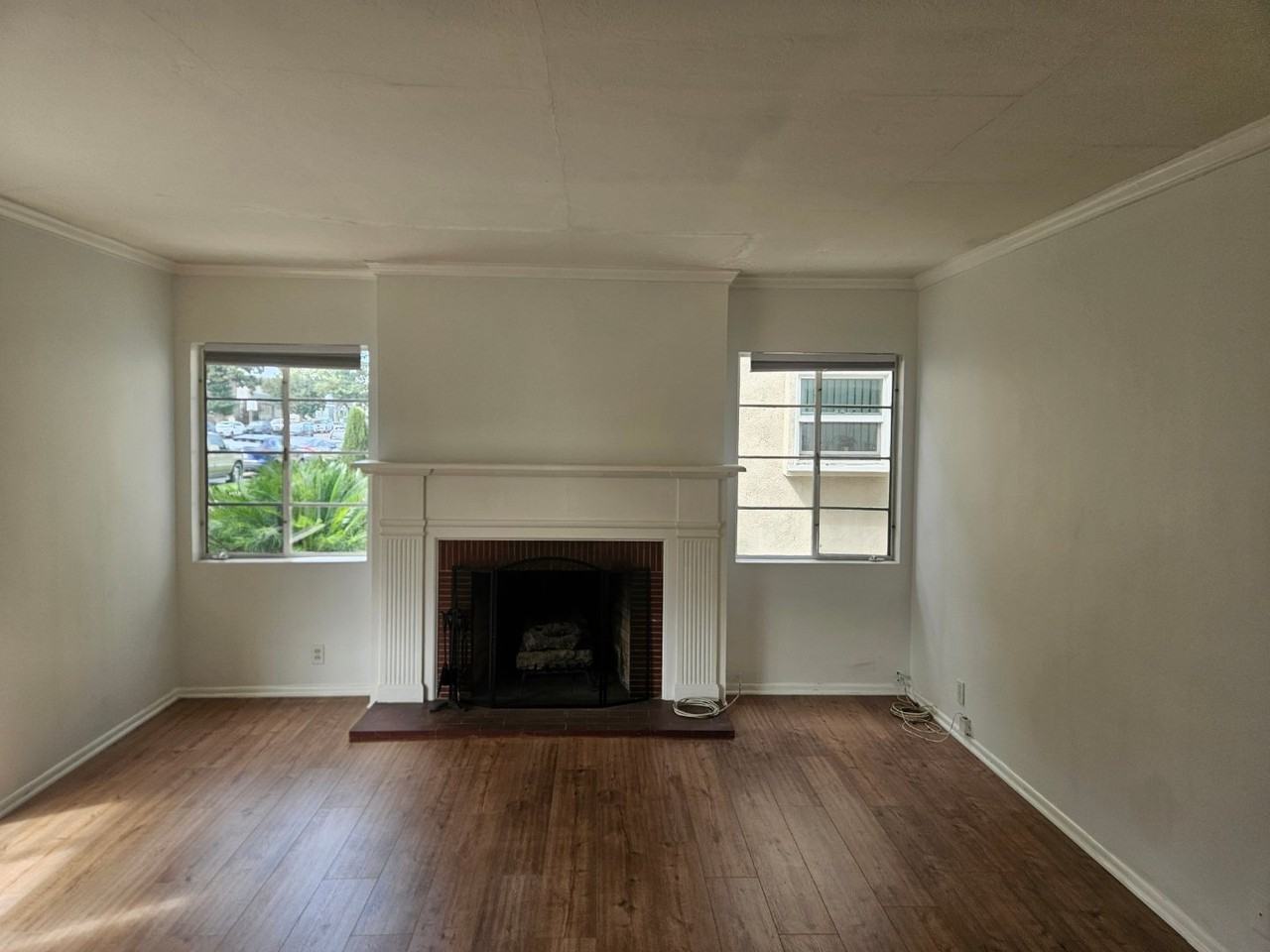 1101 E Carson St - Photo 2 of 7