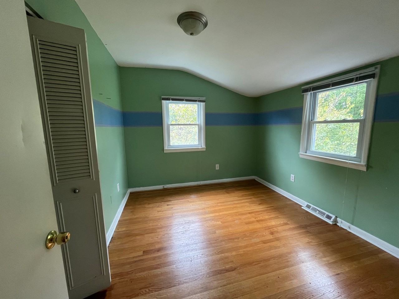 12324 Greenspring Ave #B - Photo 4 of 7