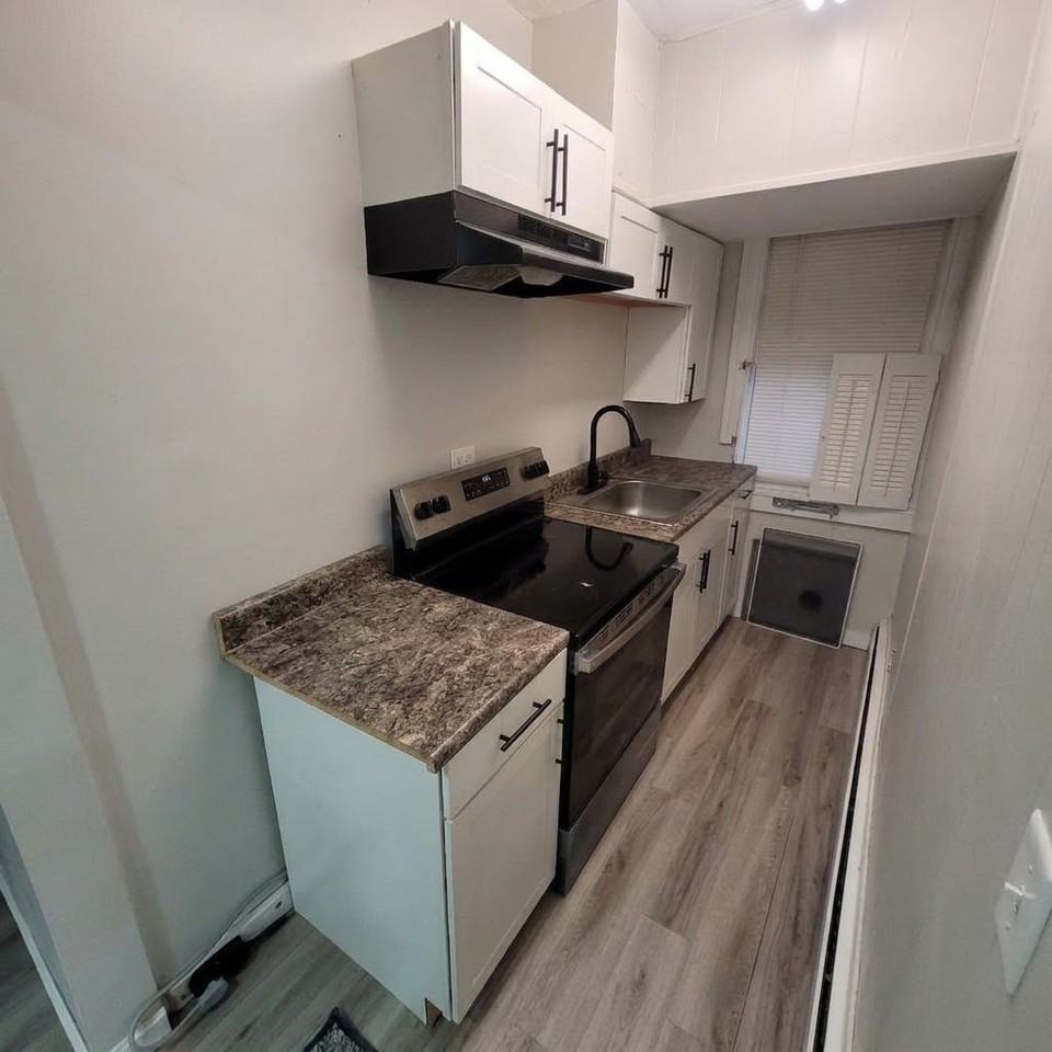 1180 Park Ave #1 - Photo 3 of 6