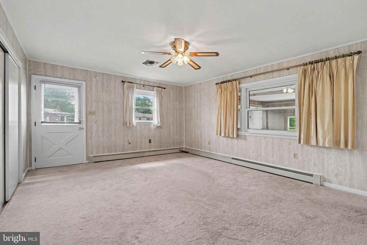 4800 Creekview Rd - Photo 2 of 11