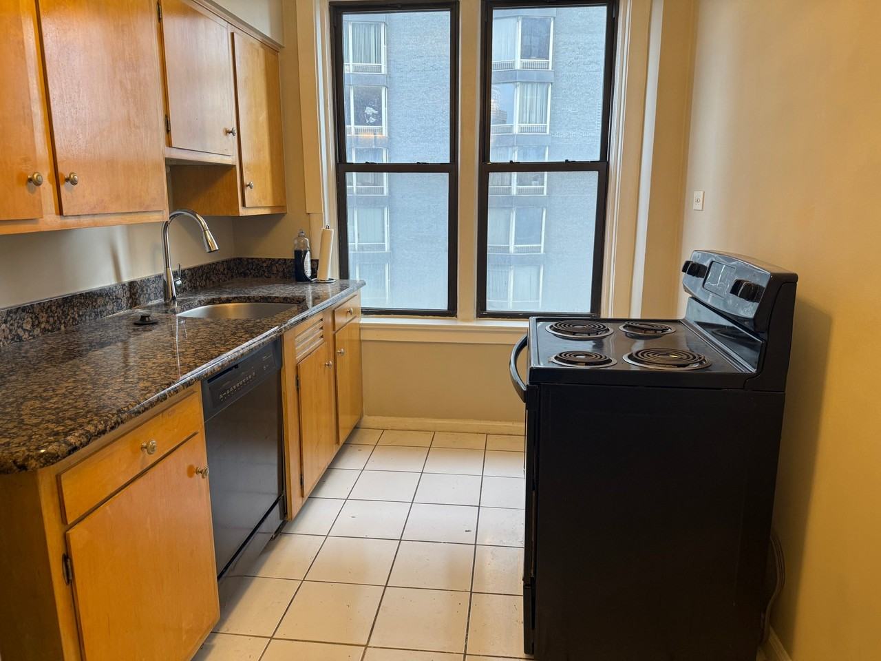 8162 E Jefferson Ave #3B - Photo 2 of 19