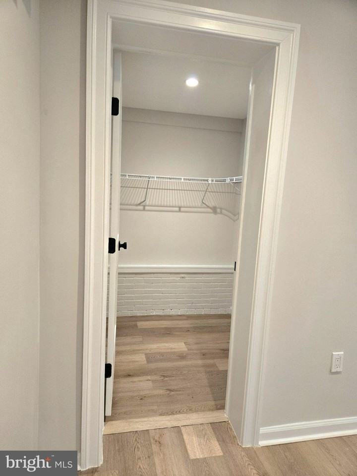 119 Chestnut St #1 - Photo 7 of 11
