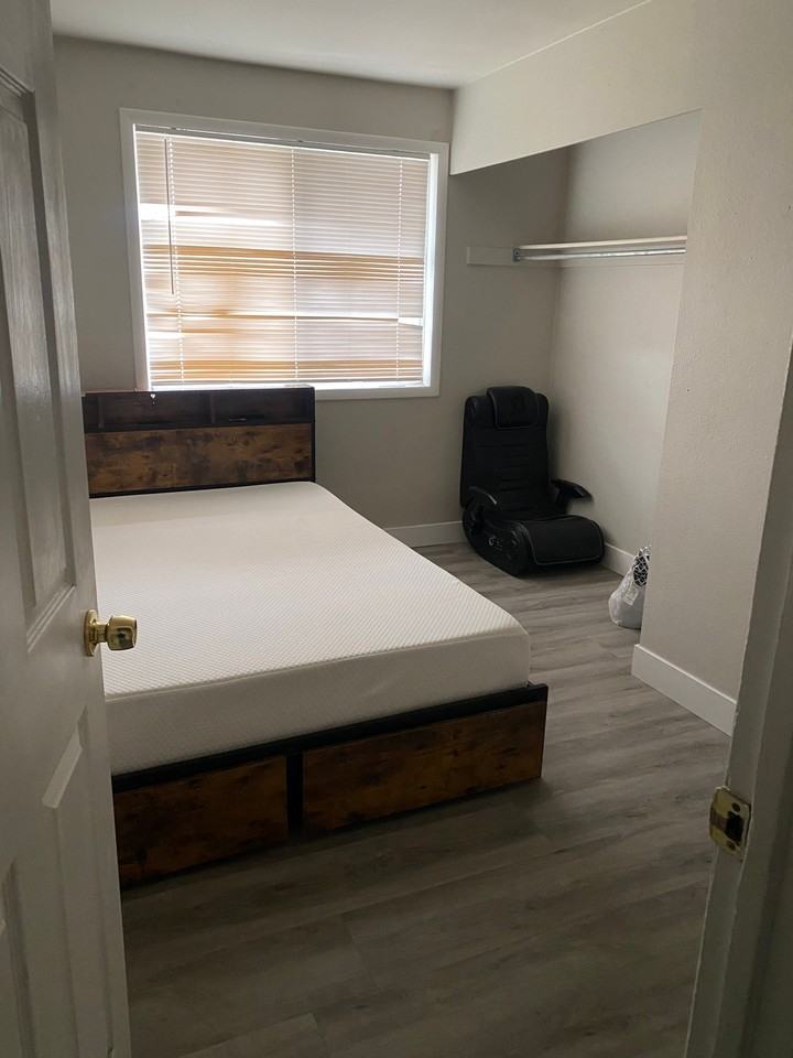 8008 S Palladium Dr - Photo 5 of 8