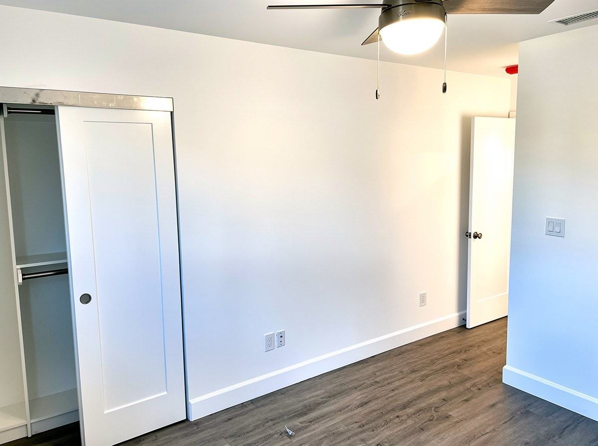 845 10th St #2 - Photo 7 of 11