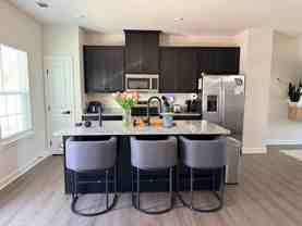 125 Cherry St #10 - Photo 1 of 1