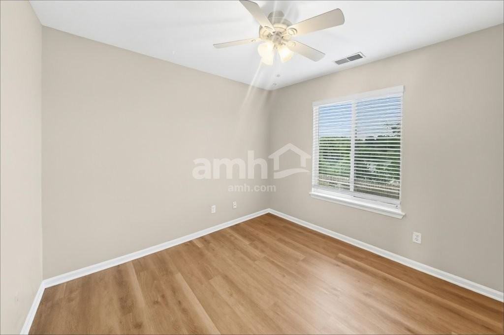 14235 S Hillsdale Ct - Photo 6 of 13
