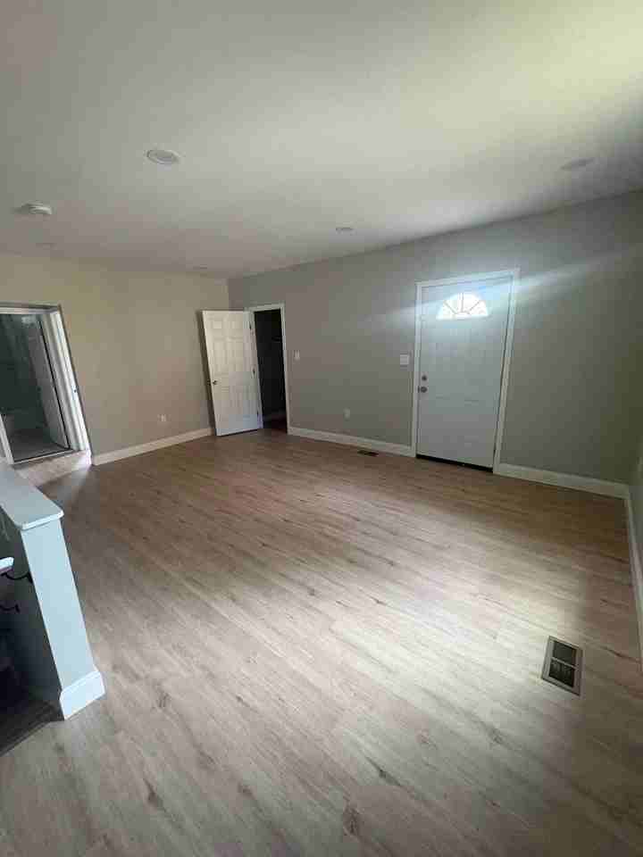 6039 Gwynn Oak Ave - Photo 4 of 19