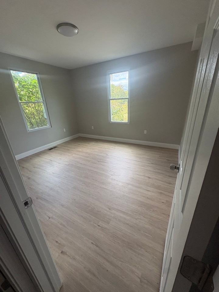 6039 Gwynn Oak Ave - Photo 6 of 19