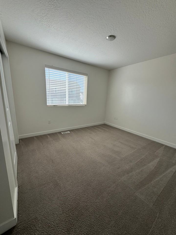 6467 N Flat Top Dr - Photo 7 of 11