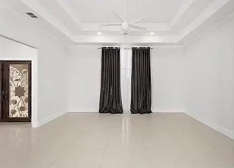 505 E Nassau Ave - Photo 4 of 9
