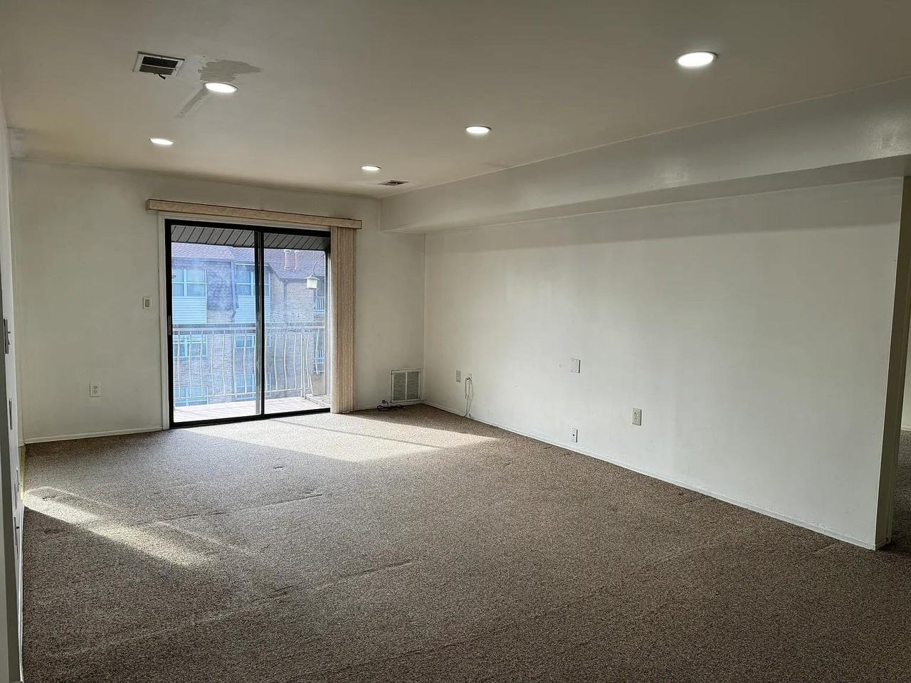 1524 Raspberry Ct #1524 - Photo 3 of 13