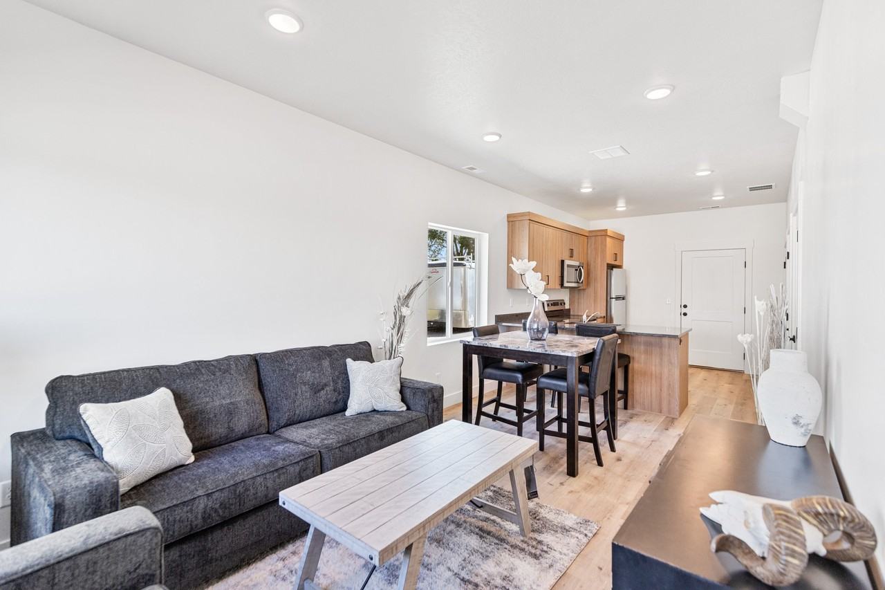 172 N.W. - Photo 7 of 19