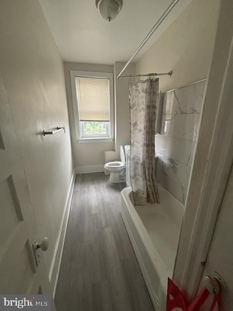 5723 Spruce St - Photo 6 of 10