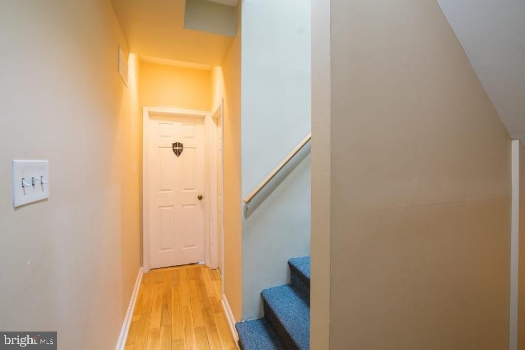 1717 Webster St - Photo 6 of 16