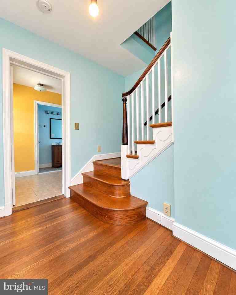1837 N Hartford St - Photo 3 of 16