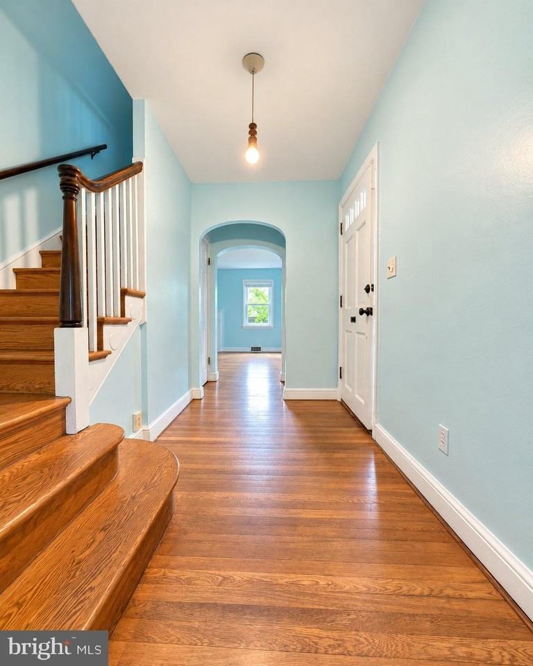 1837 N Hartford St - Photo 4 of 16