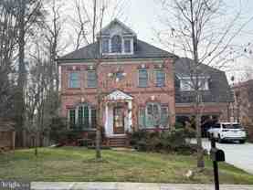 1604 Colonial Ln - Photo 1 of 1