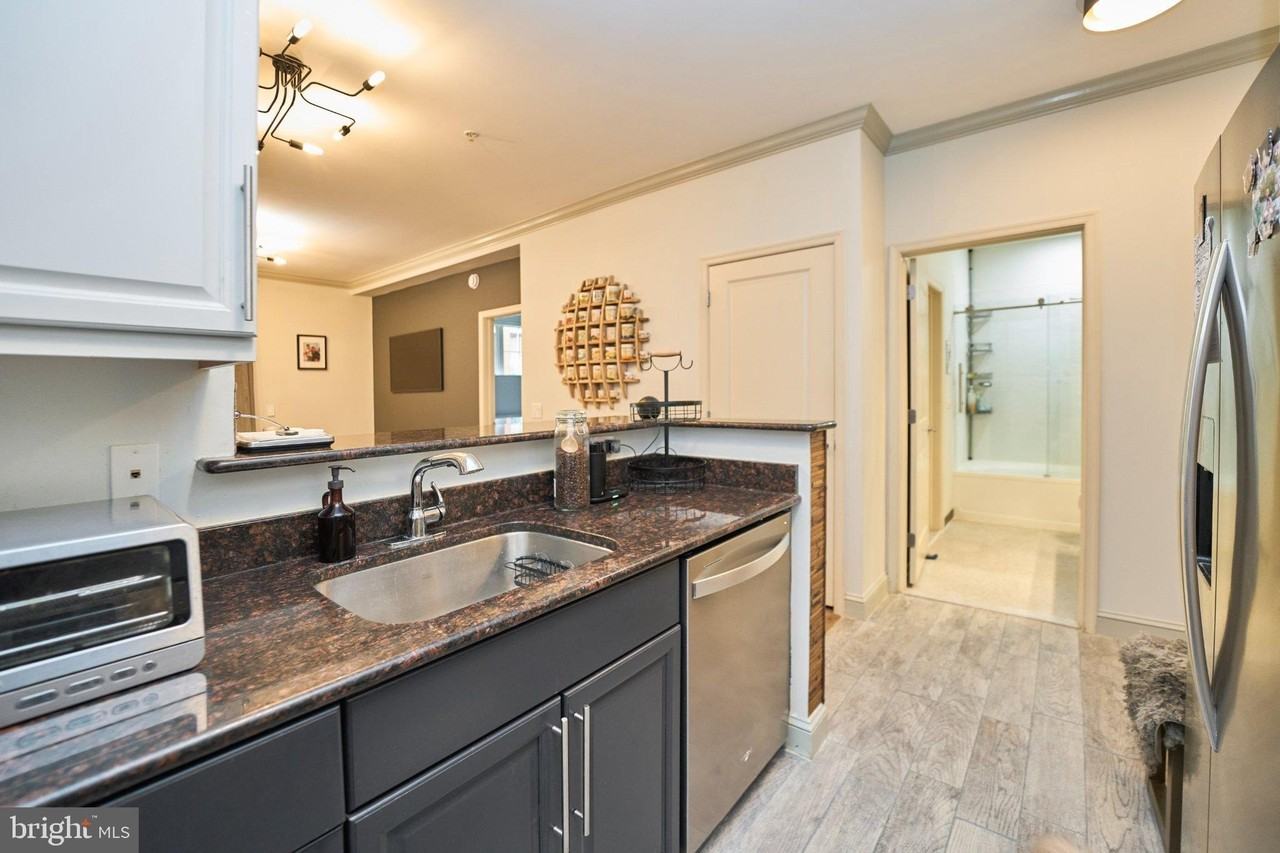 11770 Sunrise Valley Dr #222 - Photo 3 of 22