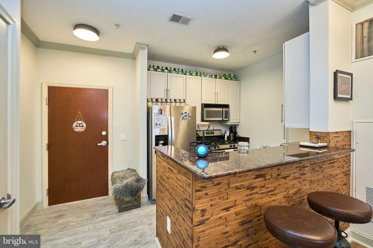 11770 Sunrise Valley Dr #222 - Photo 4 of 22