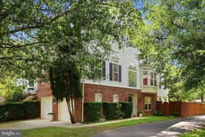 featured image of 6318 Franconia Commons Dr