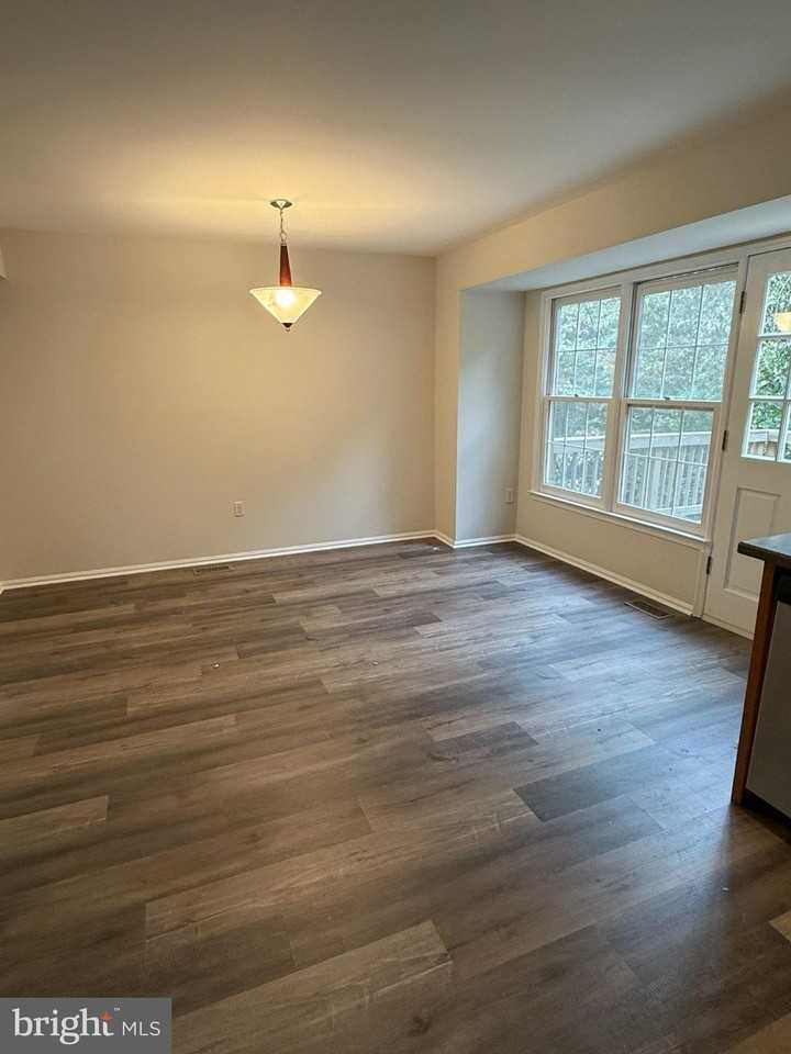 46748 Woodmint Ter - Photo 5 of 32