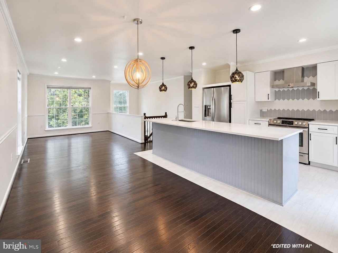 9207 Cynthia St - Photo 3 of 23