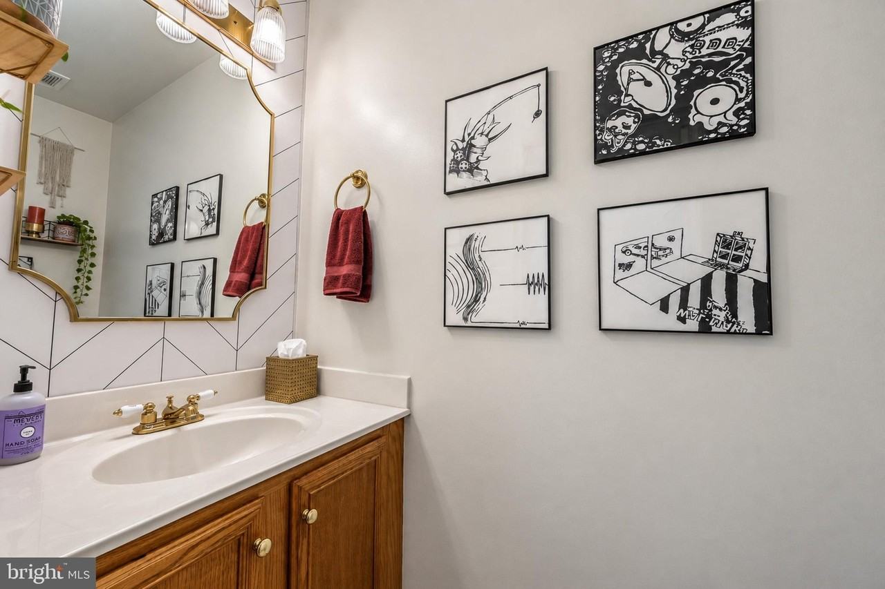 15573 Trisail Ct - Photo 5 of 41