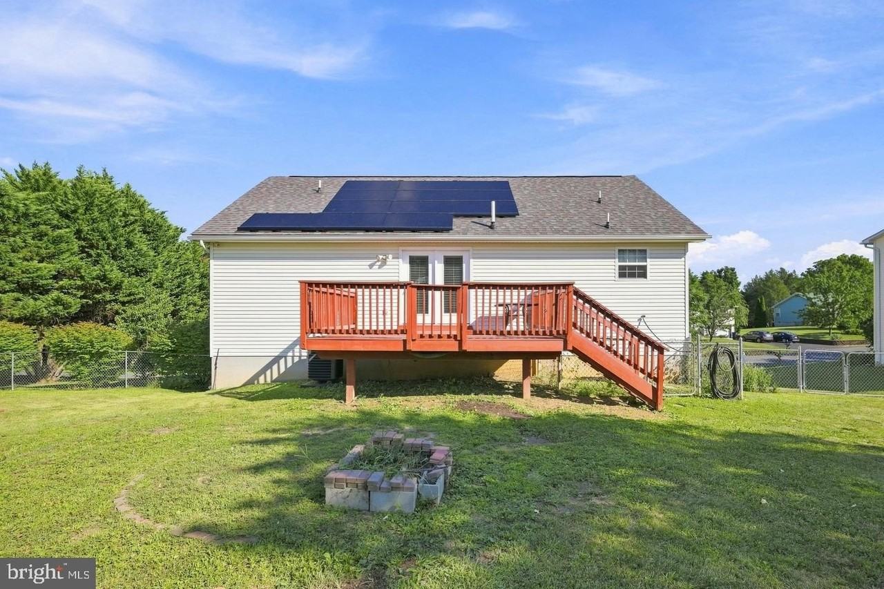 261 Baer Oak Dr - Photo 4 of 50