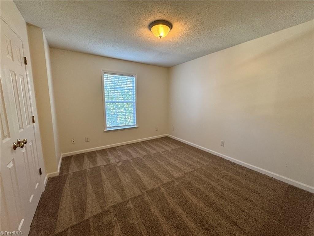 524 Ivy Glen Dr - Photo 7 of 12