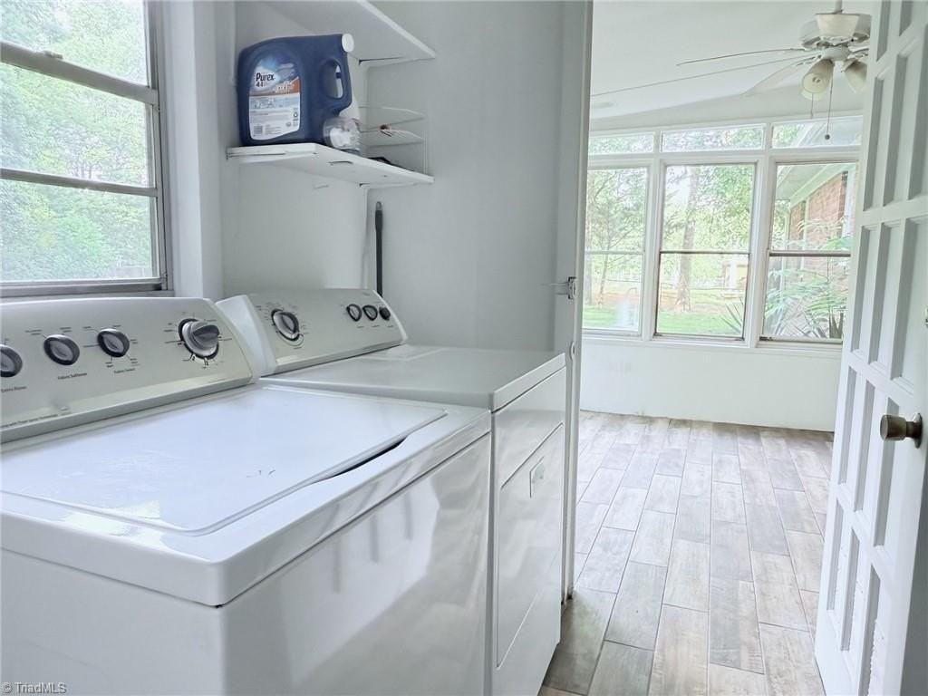 205 Venus Dr - Photo 2 of 13