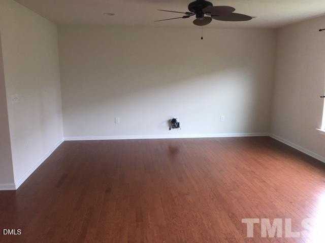 2505 Averon Dr - Photo 3 of 12