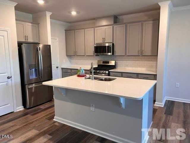 4913 Oolite St - Photo 5 of 19
