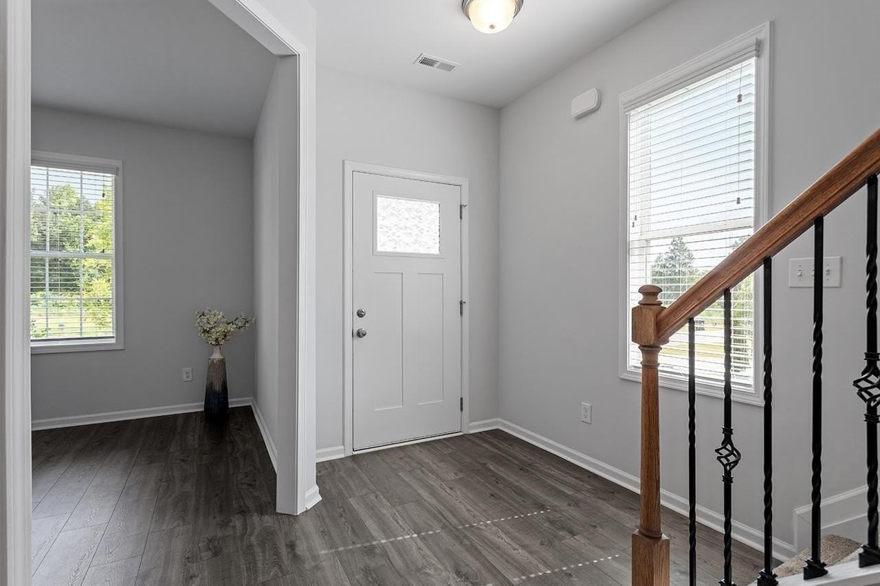 38 Fresco Dr - Photo 3 of 17