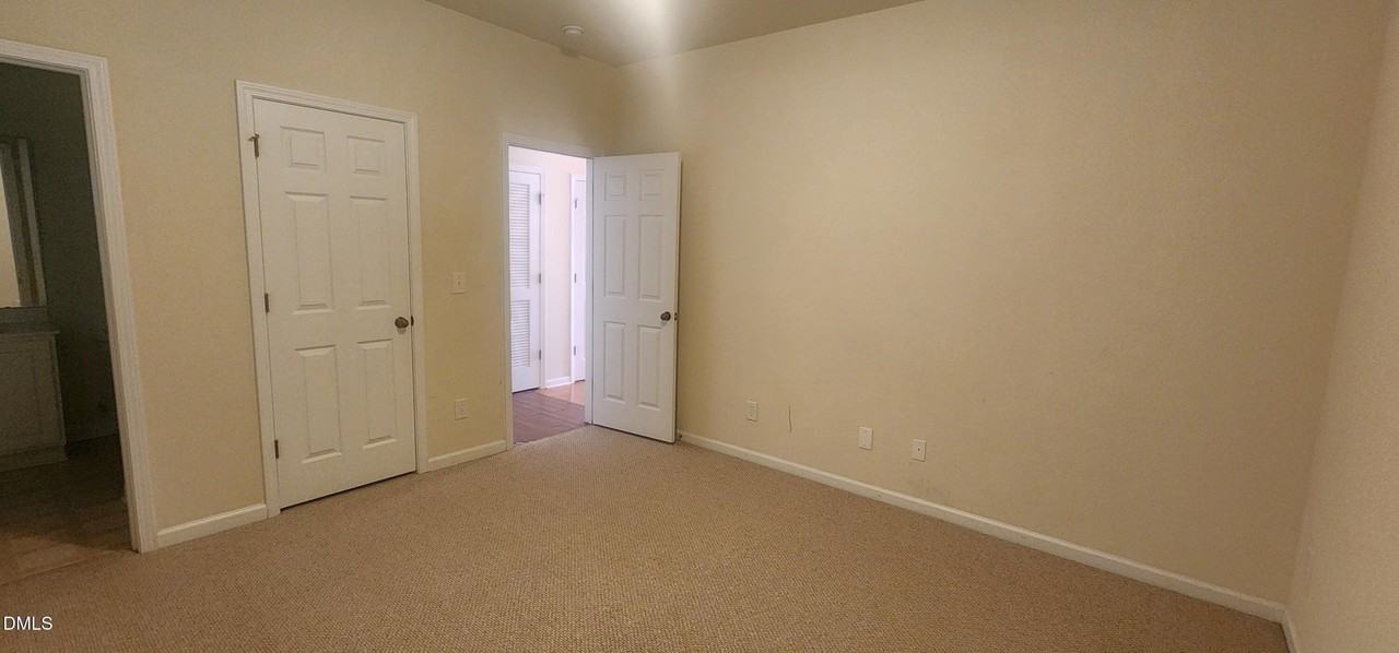 248 Linden Park Ln - Photo 4 of 20