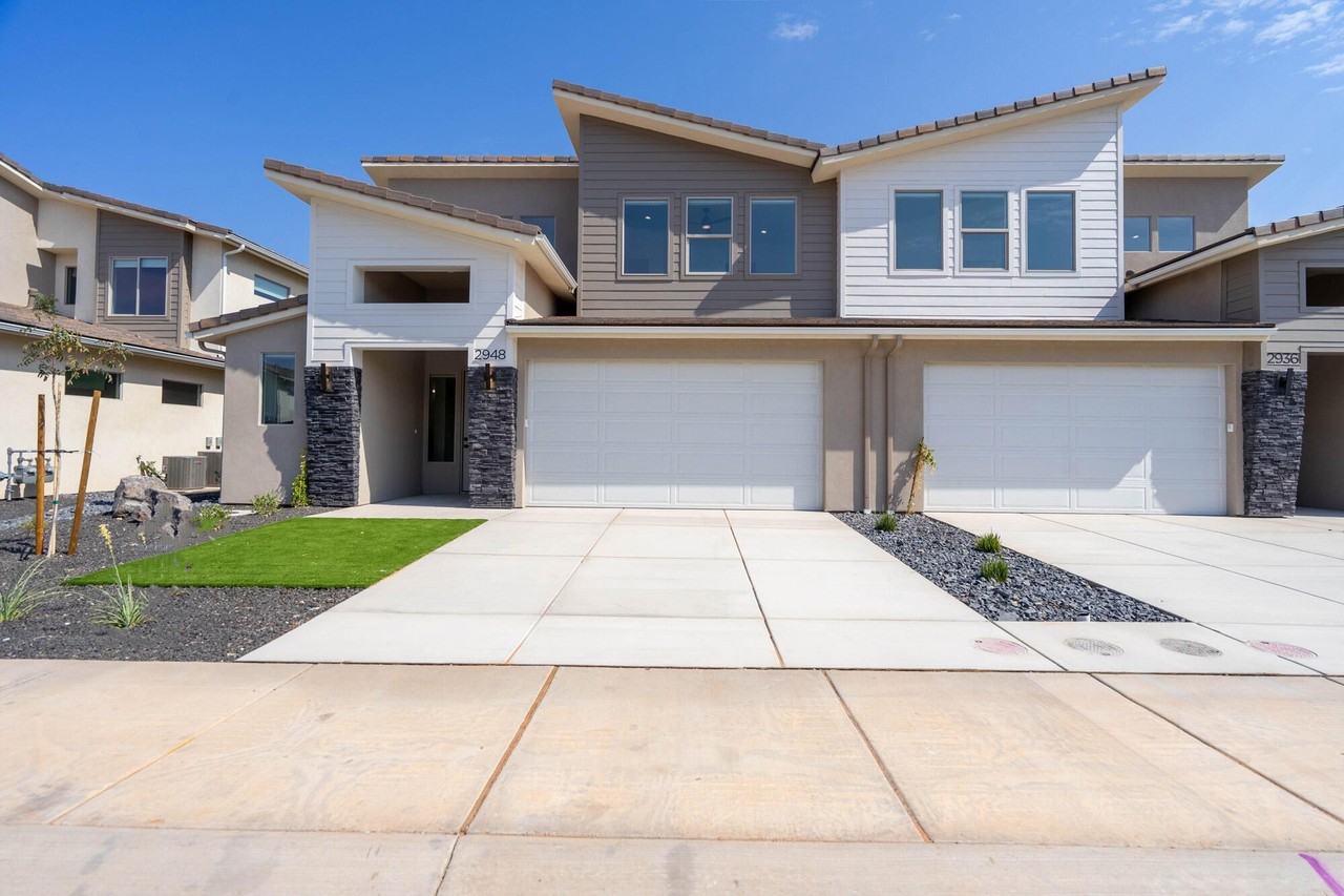 2948 W 570 N