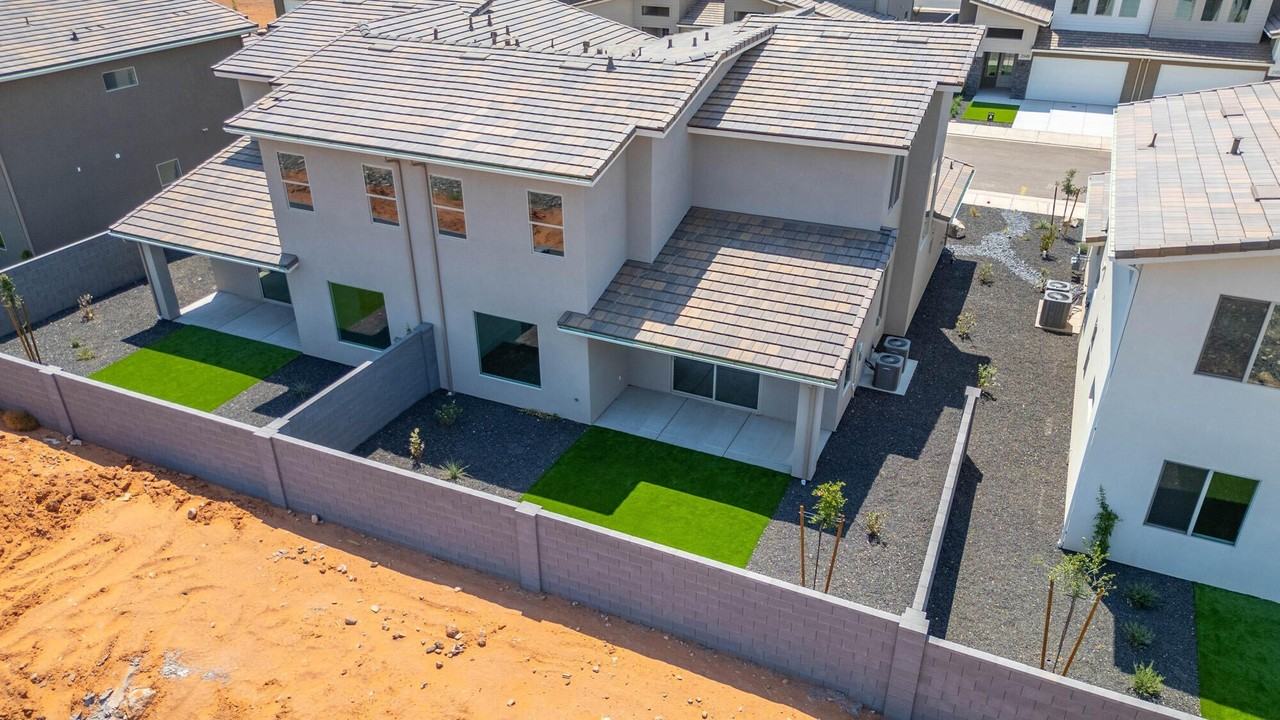 2948 W 570 N - Photo 6 of 50
