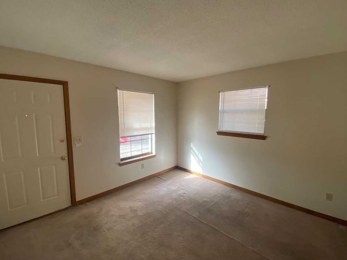 204 Davenport Rd #11 - Photo 2 of 10