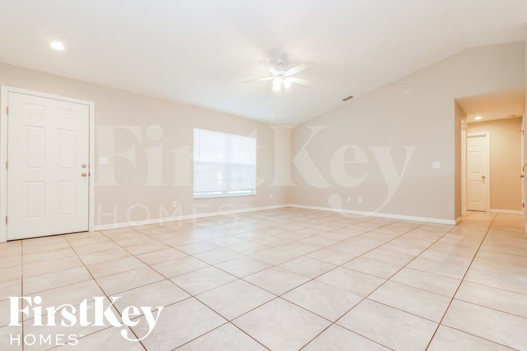 10397 Grail Ave - Photo 2 of 15