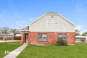 featured image of 10207 Glen Vista Dr