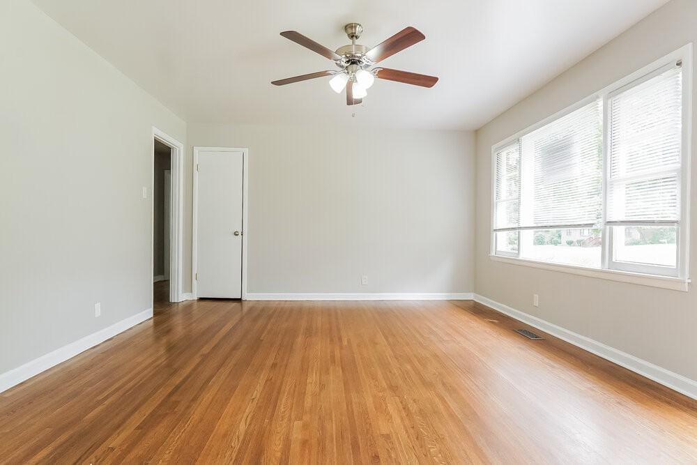 400 18th Ct Nw - Photo 4 of 16