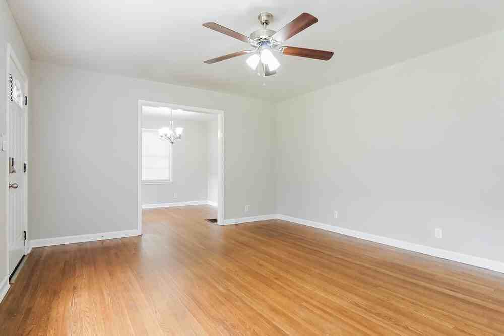 400 18th Ct Nw - Photo 5 of 16